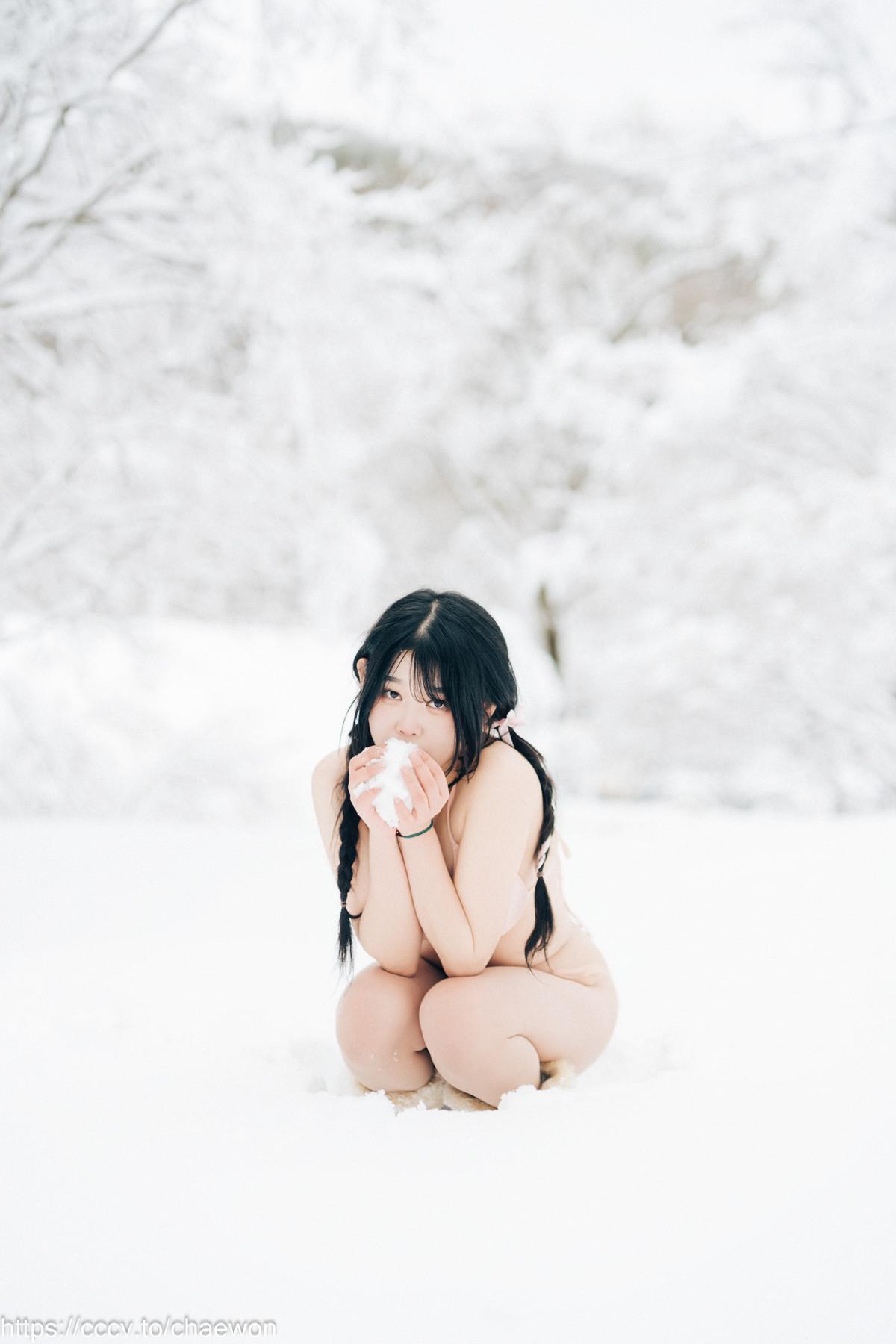 ZIA.Kwon 권지아, [Loozy] Snow Girl Set.01(54)