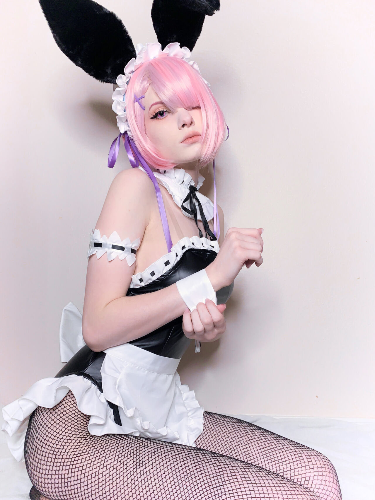Bunni Lynn - Bunny Suit Ram