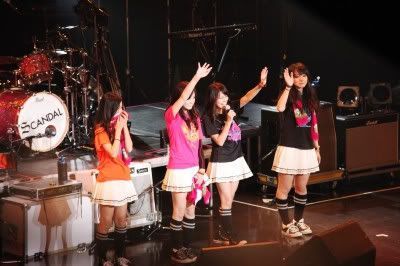 SCANDAL TEMPTATION BOX TOUR 2010～YEAH! tte Iei!～ Hh5Eaqfa_o