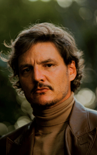 Pedro Pascal RLslwAMO_o