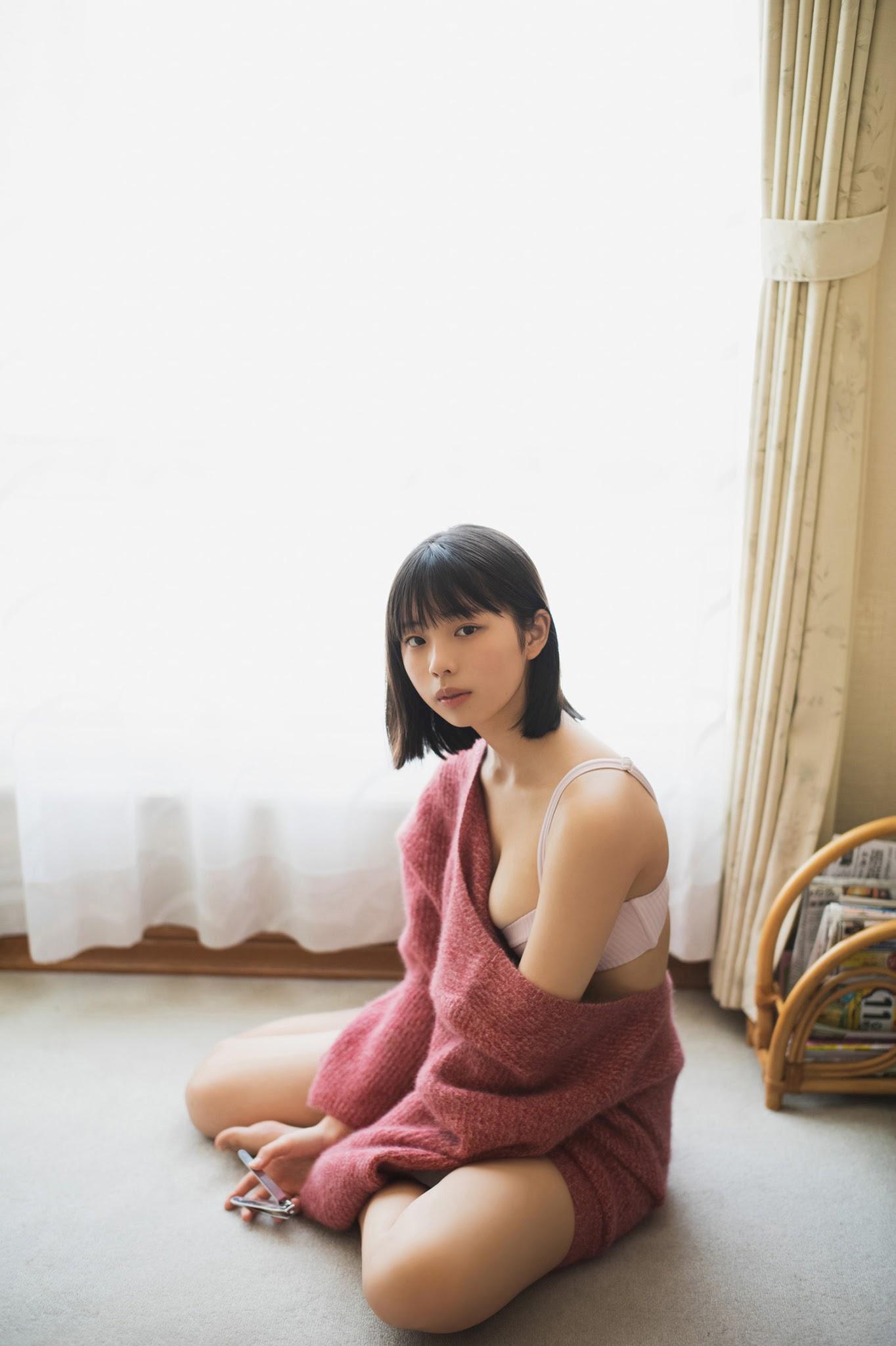 Hina Kikuchi 菊地姫奈, ヤンマガWeb ヤンマガアザーっす！ YM2021年35号(17)