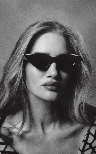 Rosie Huntington Whiteley QrdHyFyn_o