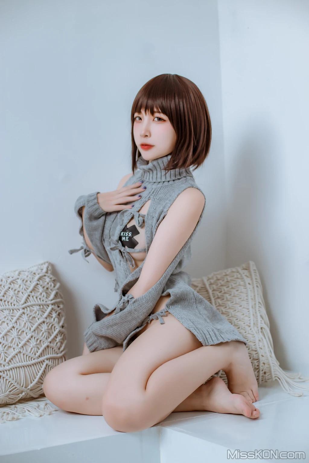 Coser@二佐Nisa: 私房洞洞毛衣 (66 photos )(10)