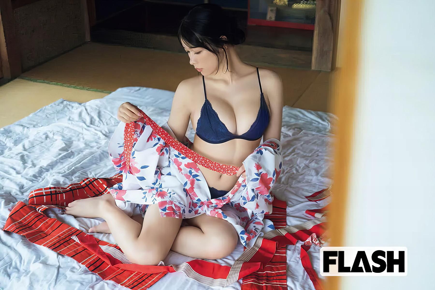 Nana Nanase 七瀬なな, FLASH 2024.09.17 (フラッシュ 2024年9月17日号)(13)