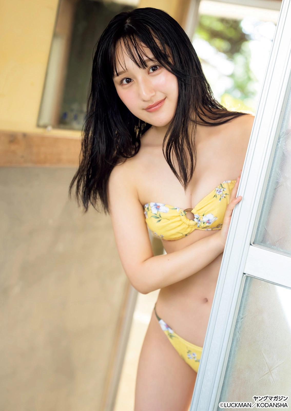 Airi Coco 愛梨ここ, Young Magazine 2025 No.45 (ヤングマガジン 2025年45号)(15)