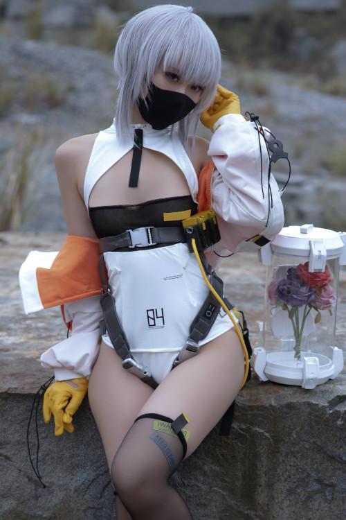 Cosplay G44不会受伤 快要坏掉的八音盒 小花