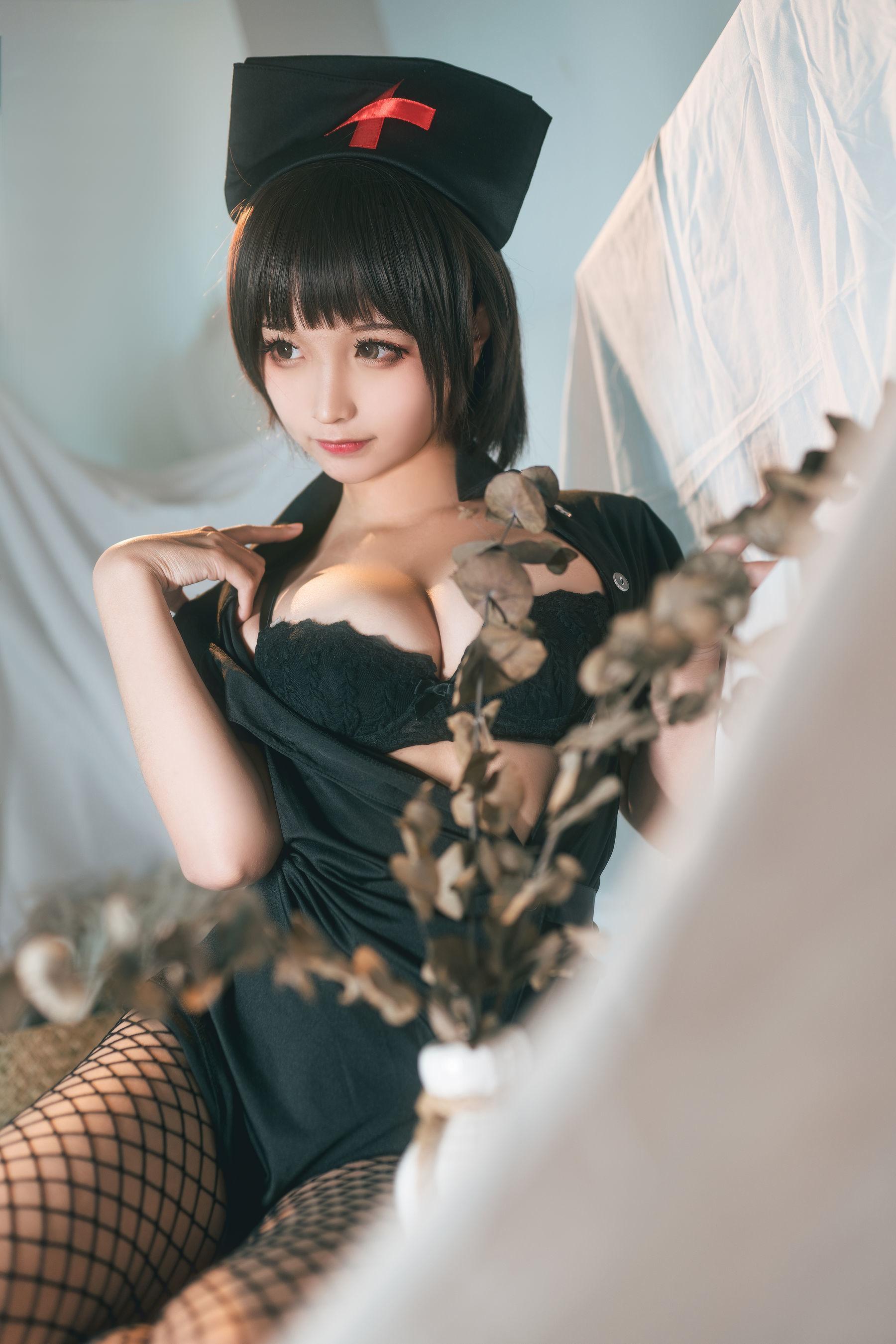 [美女Coser] 蠢沫沫 《护士姐姐》 写真集(17)