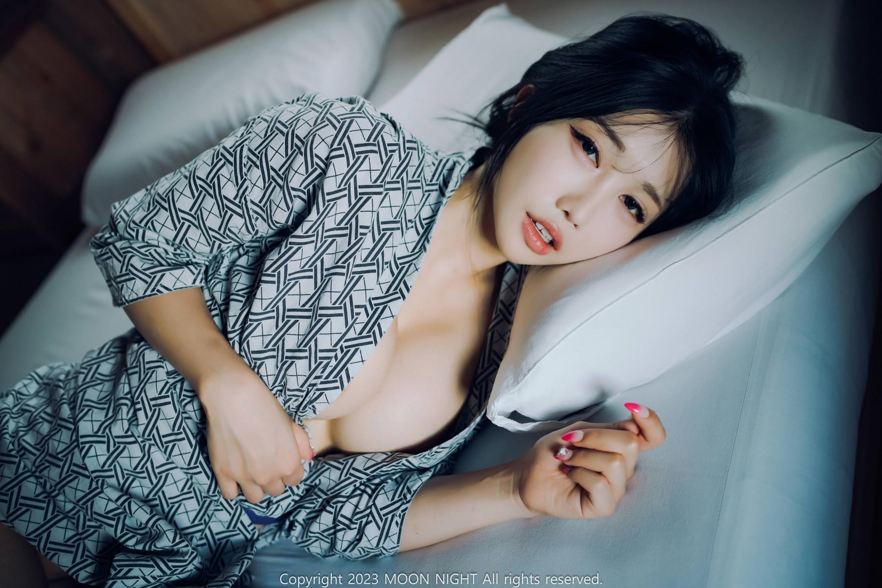 Yunjin 챌이, [Moon Night Snap] 행운 Lucky Set.01(11)