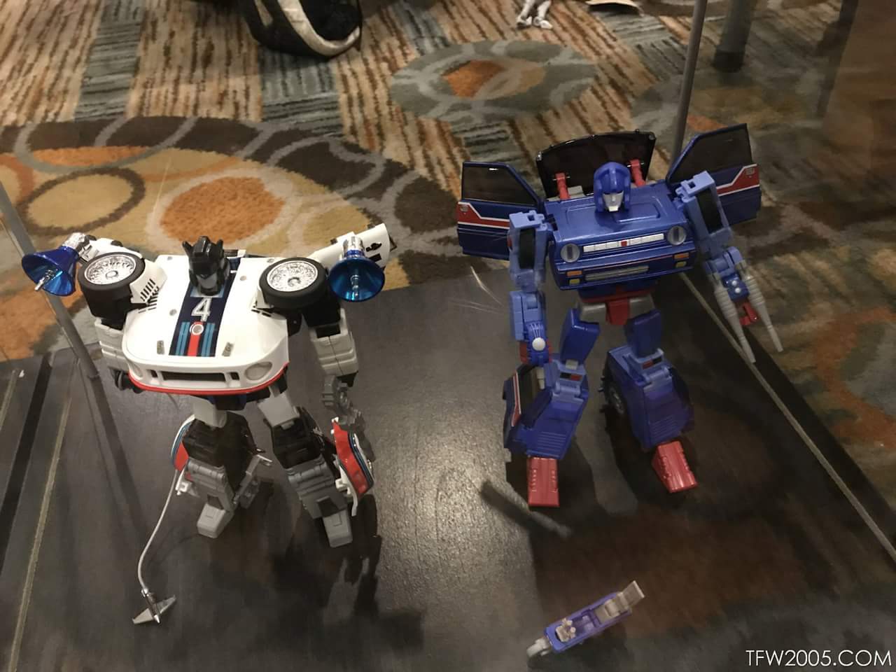 [X-Transbots] Produit Tiers - Jouet MX-17 Savant (aka Skids/Platon) + MX-17H Herald (aka Crosscut/Transversal) + MX-17T Taiho (Hommage YUA) | etc 1wmFH5q7_o