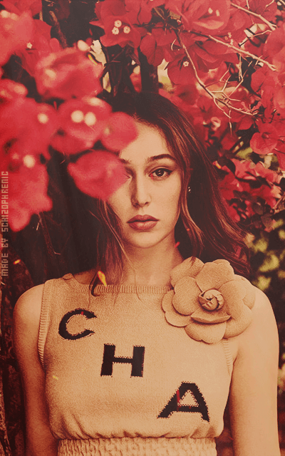 Alycia Debnam-Carey RJW0N0wP_o