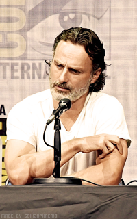 Andrew Lincoln - Page 2 Kyw1pcZD_o