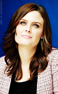 Emily Deschanel KtoOa7YY_o