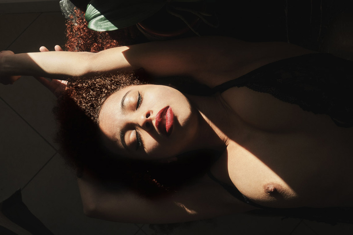 Sonya Hibiscus by Bruno Gibson - Yume Magazine Sonya Hibiscus by Bruno Gibson - Yume Magazine