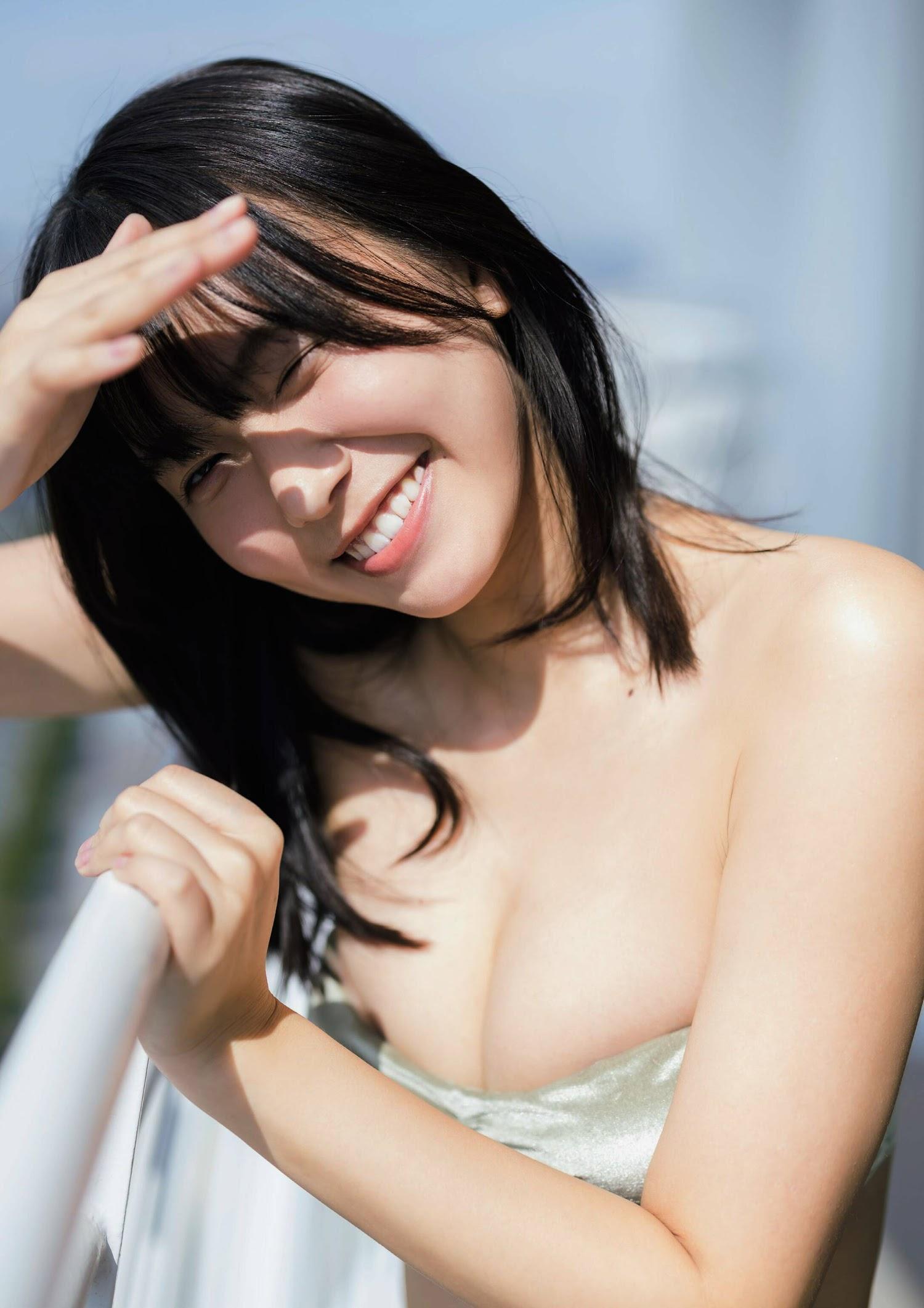 Nene Shida 志田音々, FLASHスペシャル グラビアBEST 2023年春(2)