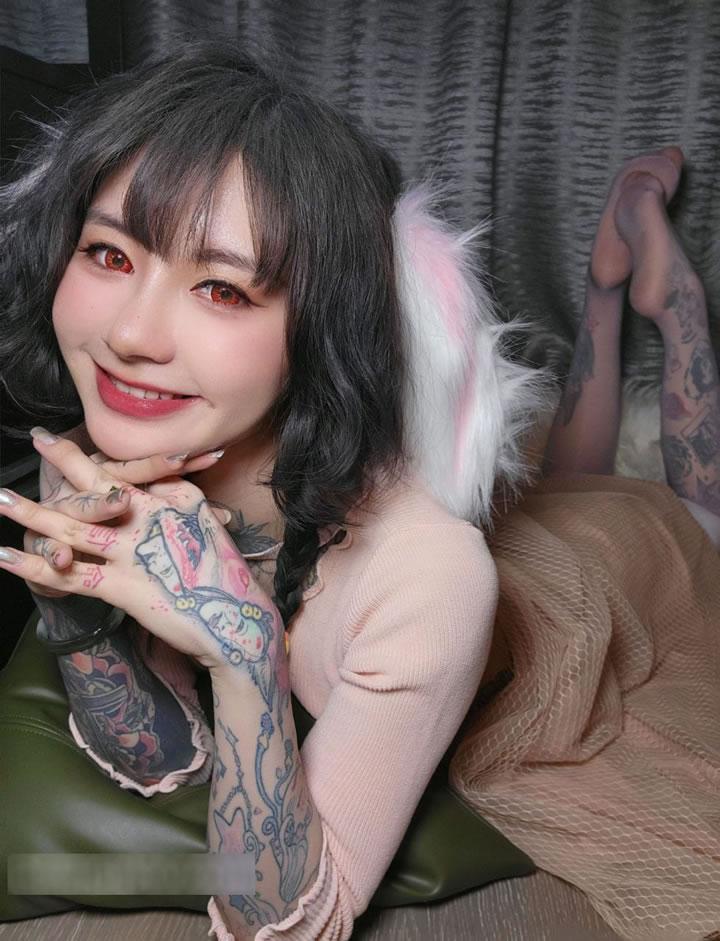 超级女神Chloe玫瑰情人节制服诱惑(11)