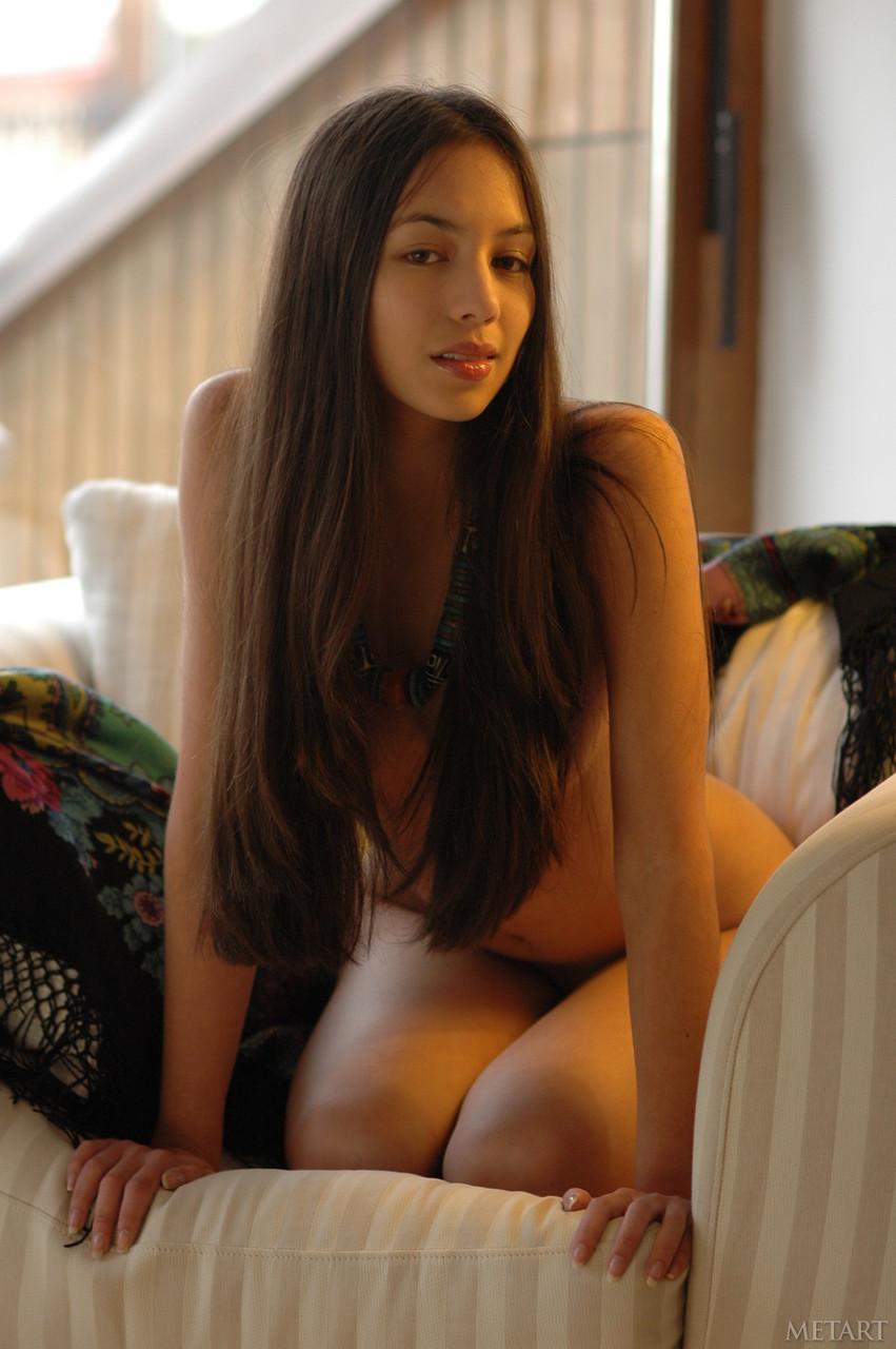 Pretty teen babe Sofia C strips her dress & exposes her incredible body(9)