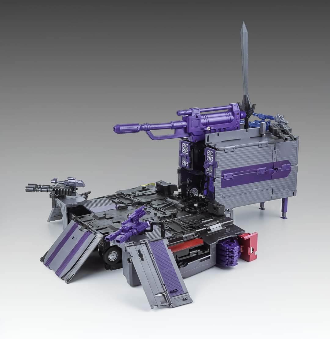 [X-Transbots] Produit Tiers - Jouets Berserkars forme Monolith (MX-XIII à MX-VII) - aka Stunticons forme Menasor/Menaseur - Page 7 TUD7loNk_o