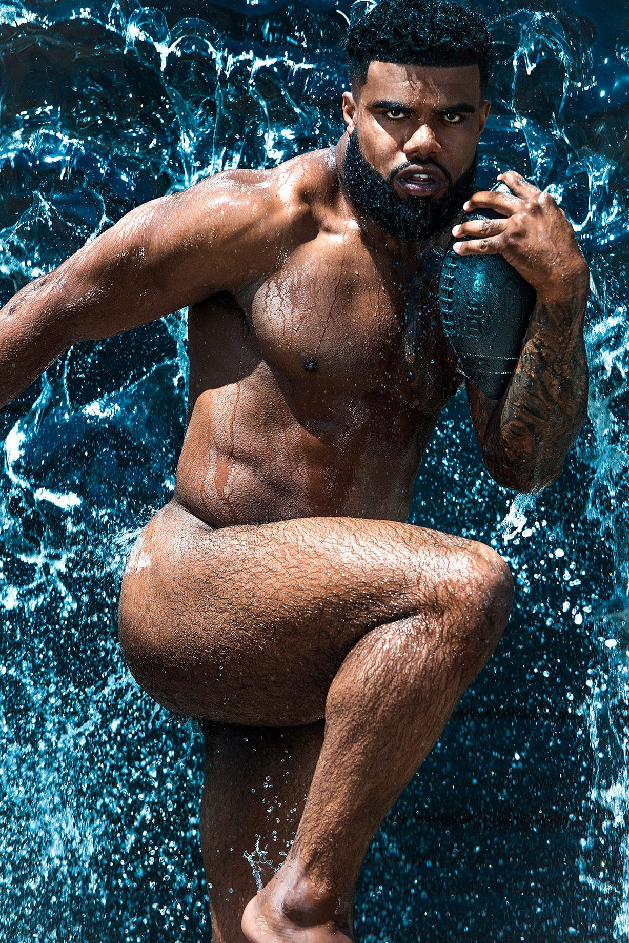 Ezekiel Elliott - ESPN The Body Issue 2017 / photo by Kwaku Alston Ezekiel Elliott - ESPN The Body Issue 2017 / photo by Kwaku Alston