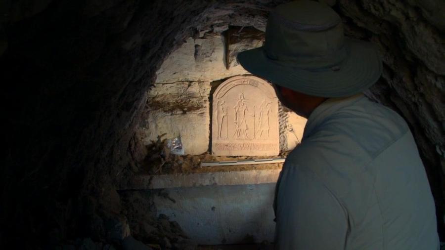 Lost Treasures of Egypt S02E01 Secrets of Tutankhamun 720p WEBRip x264-CAFFEiNE Lost Treasures of Egypt S02E01 Secrets of Tutankhamun 720p WEBRip x264-CAFFEiNE