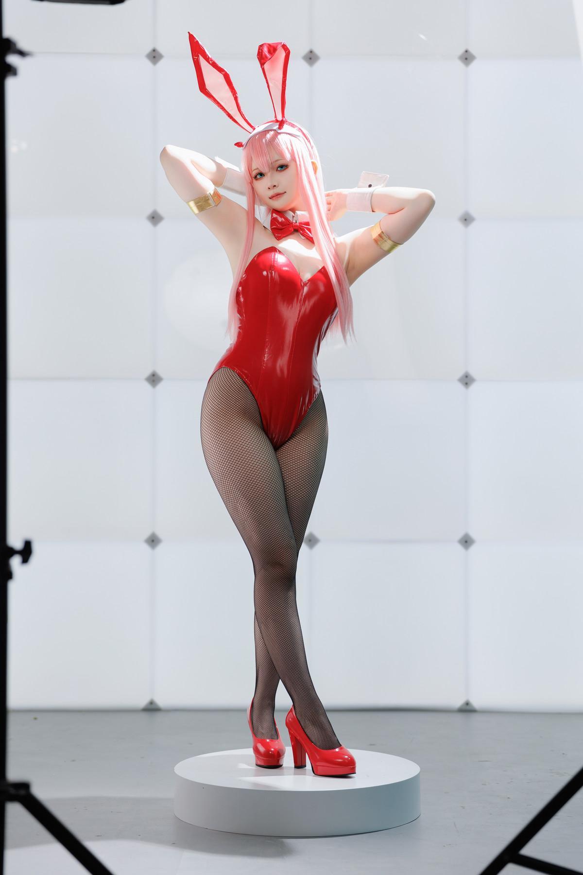 Cosplay 屿鱼 Zero Two(1)