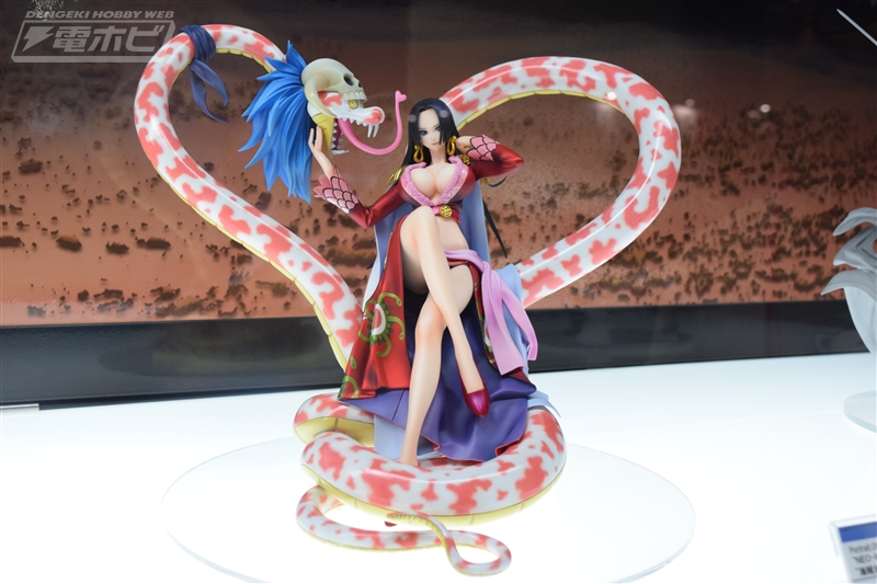 ONE PIECE : Megahouse Portrait of Pirates - Page 6 MOal1roF_o