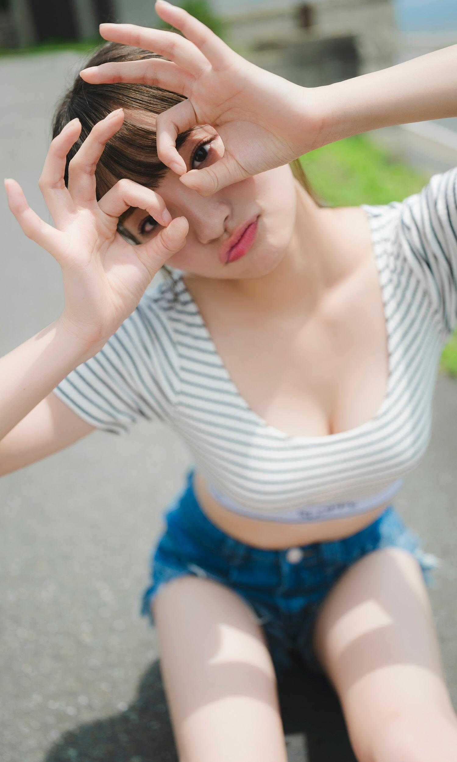 Natsuki Satonaka 里仲菜月, Weekly Playboy 2024 No.39 (週刊プレイボーイ 2024年39号)(15)