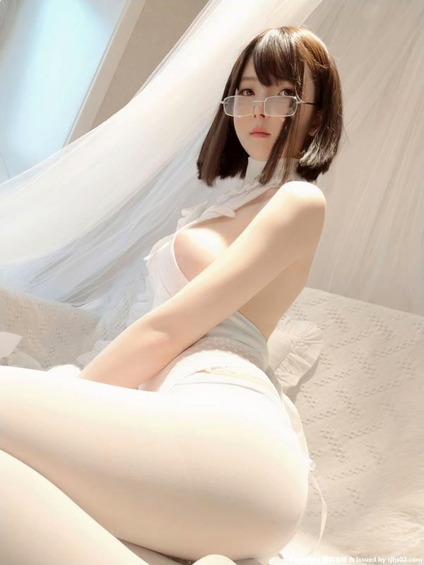 coser一小央泽元宵节作品镜娘造型写真(5)