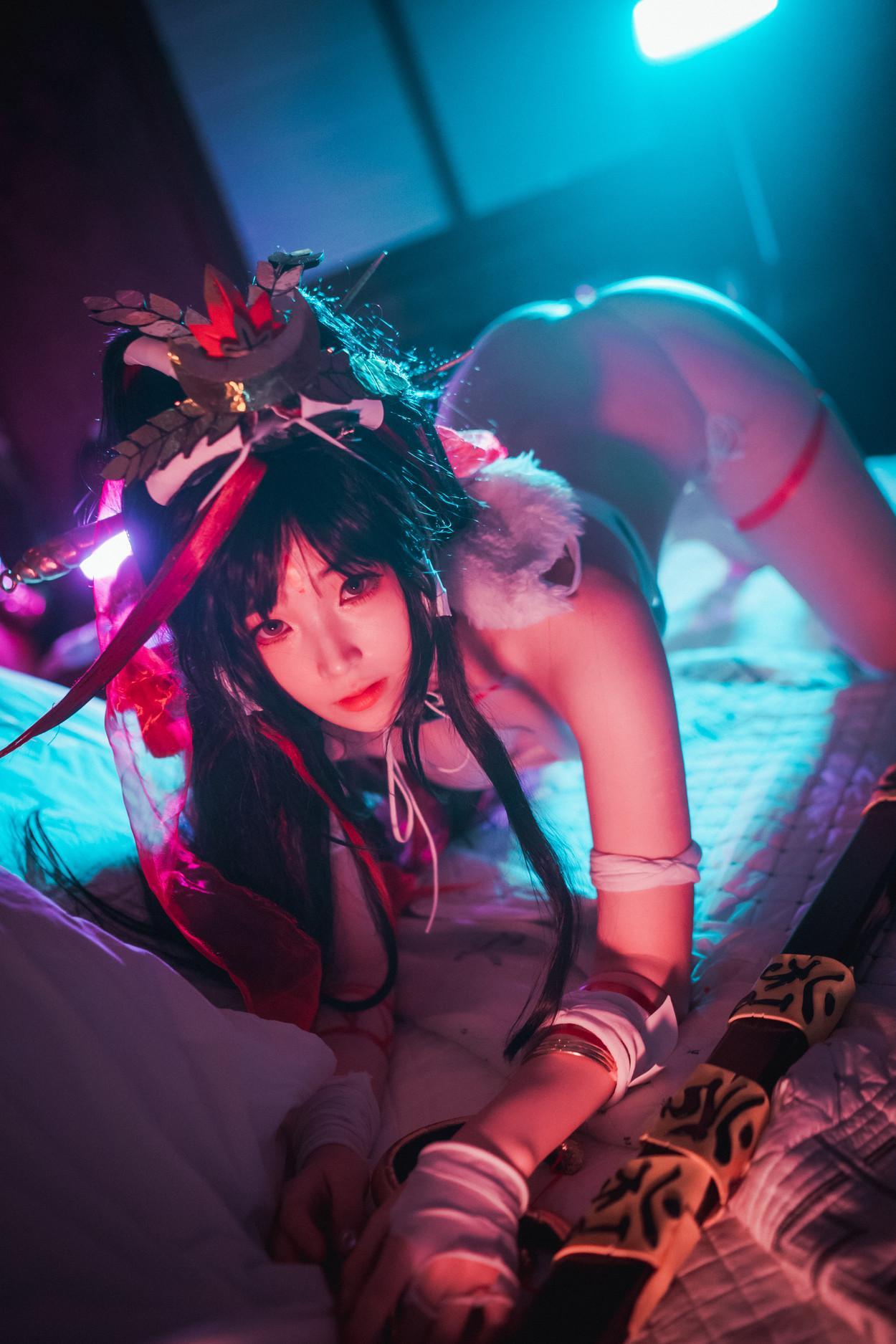 Bambi 밤비, DJAWA ‘Kalaratri The Shadow of The Goddess’ Set.01(30)