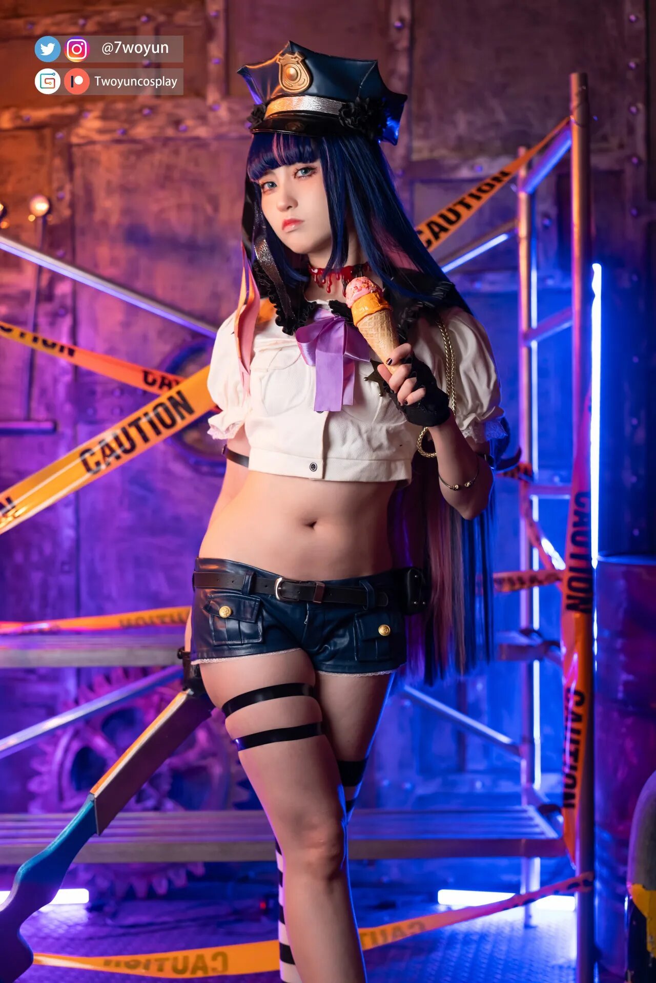 Twoyun - Officer Stocking
