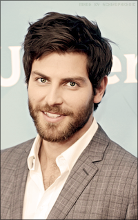 David Giuntoli UQl4Ifhz_o