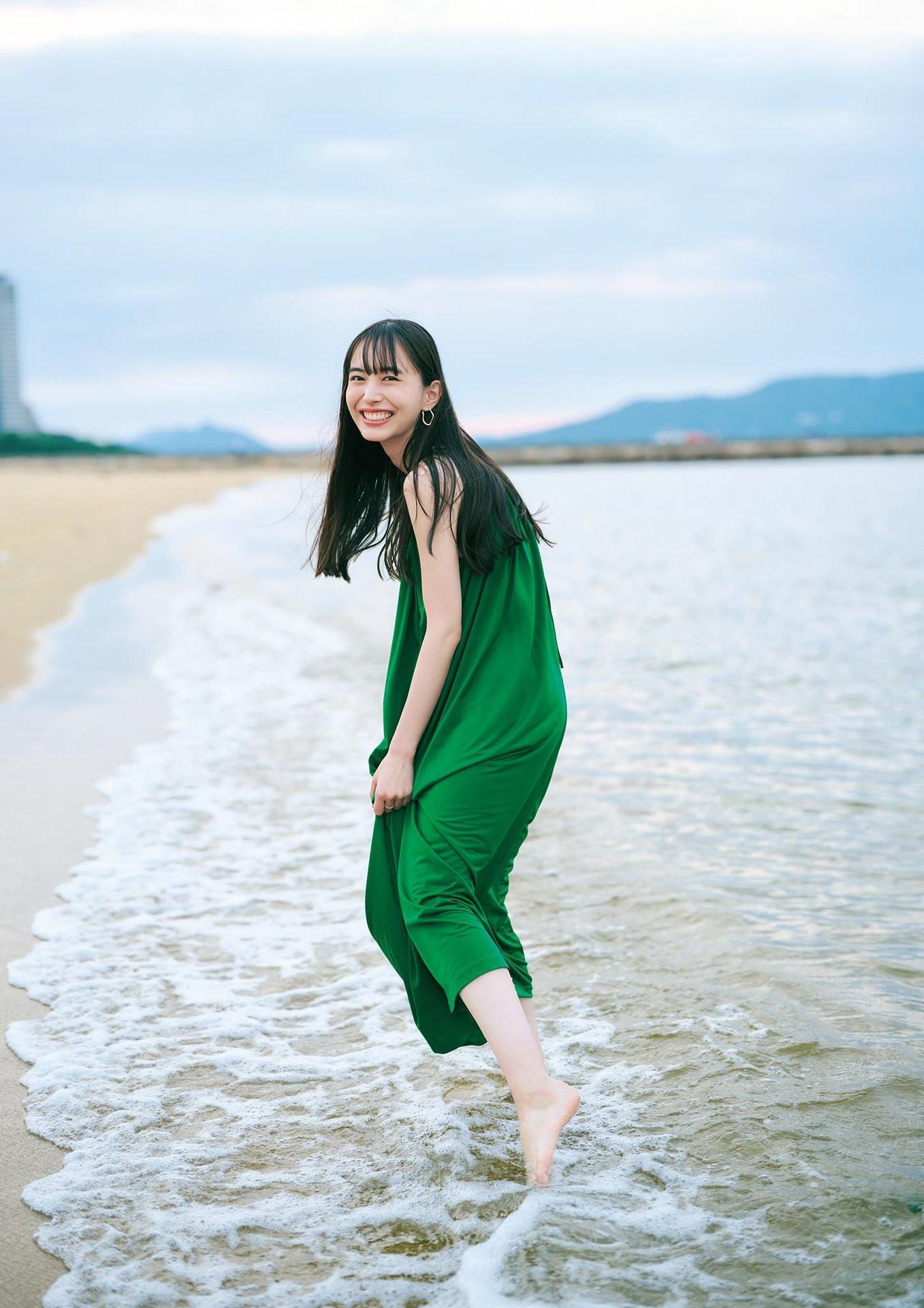 Hiroe Igeta 井桁弘恵, 写真集 「つかのま」 Set.01(4)