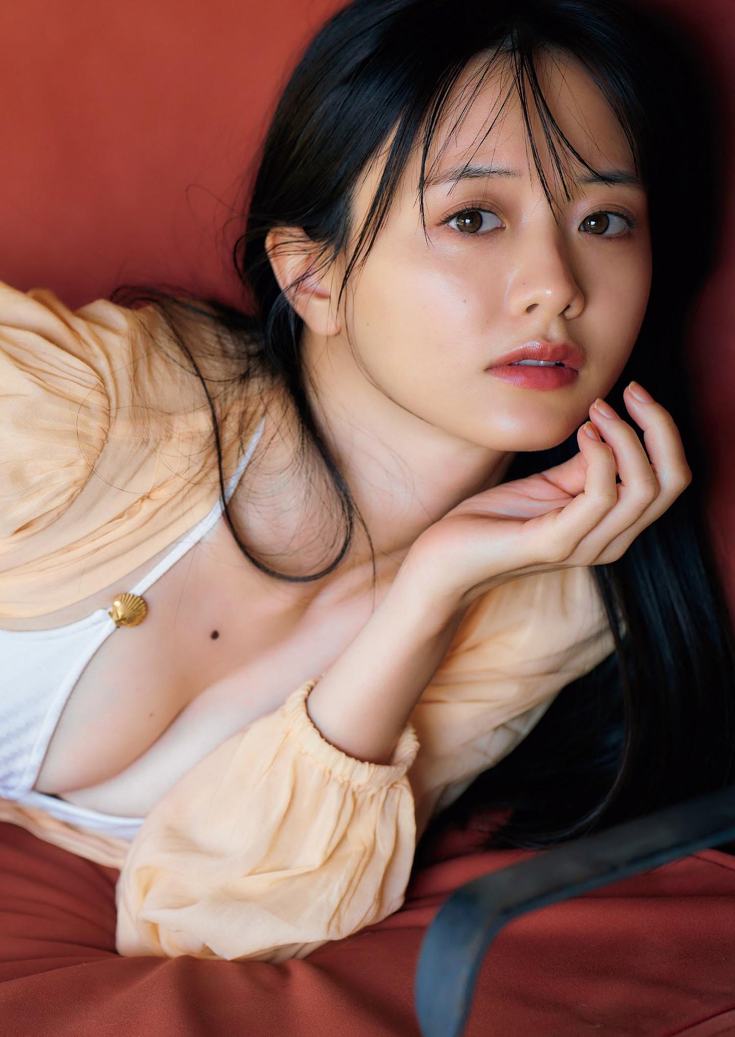 Kasumi Mori 森香澄, Weekly Playboy 2024 No.05 (週刊プレイボーイ 2024年5号)(5)