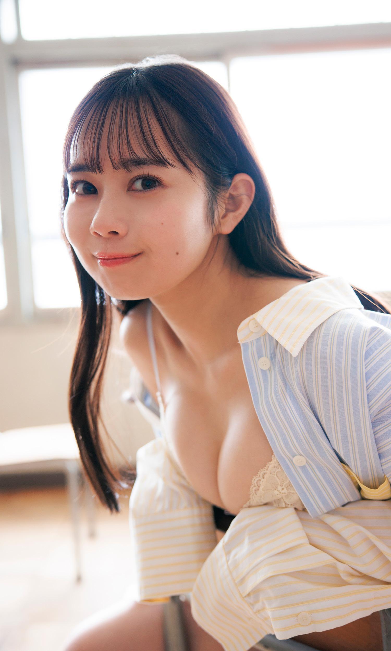 Saeko Kondo 近藤沙瑛子, 週プレ Photo Book 「夏の扉を開いたあの日の教室で」 Set.02(10)