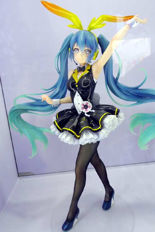 Hatsune Miku "My Dear Bunny Vers" (Freeing) DTLrdhEH_o