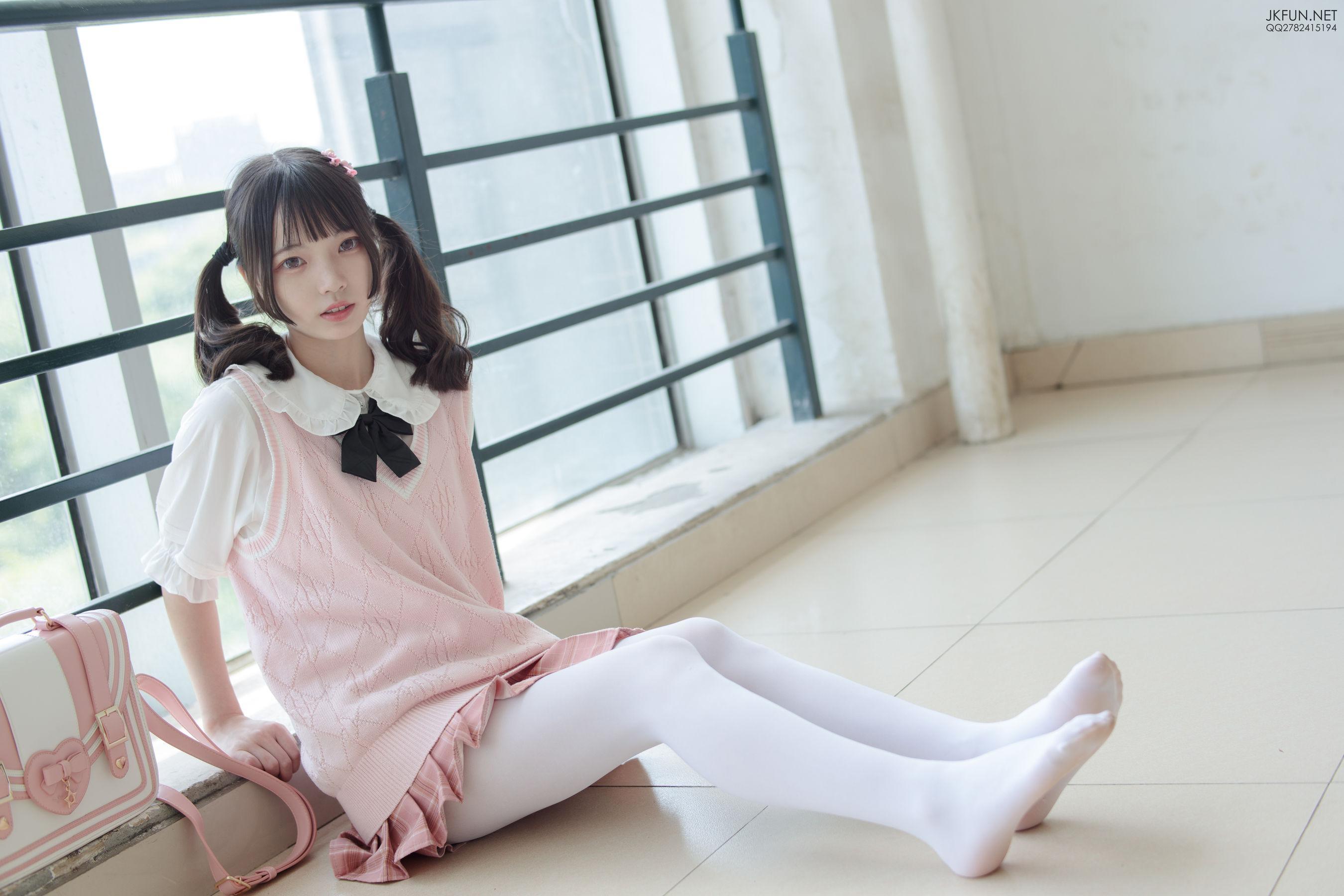 默陌《80D白丝》 [森萝财团] JKFUN-007 写真集(101)