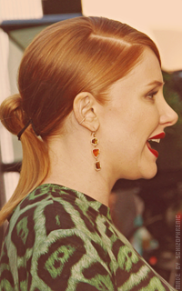 Bryce Dallas Howard GzhOAmAL_o