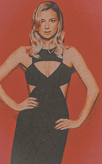 Emily Vancamp  V9Hf6Sfm_o