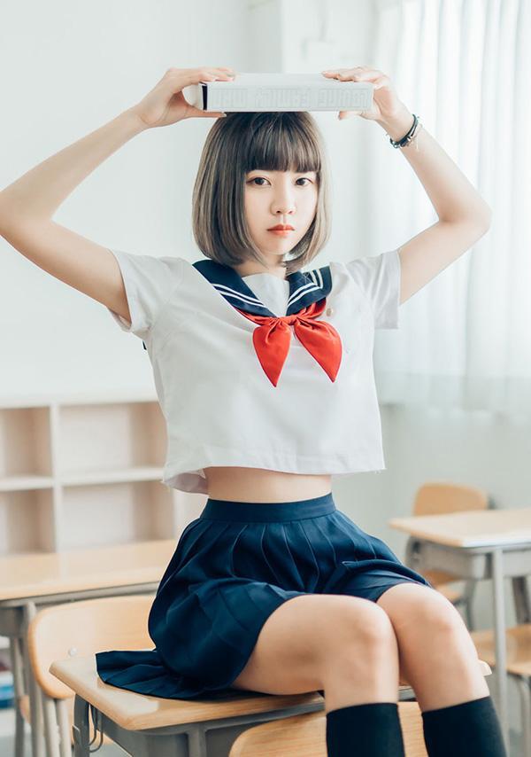 青春果宝宝高中女生学生服无圣光写真(8)