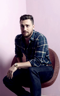 Aaron Taylor-Johnson WzIED2eU_o