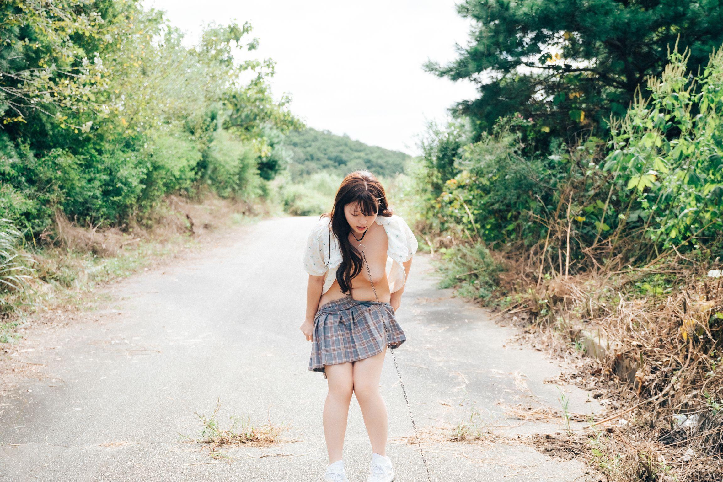 [Loozy] Mozzi (모찌): Pee Dog Play (104 photos )(48)