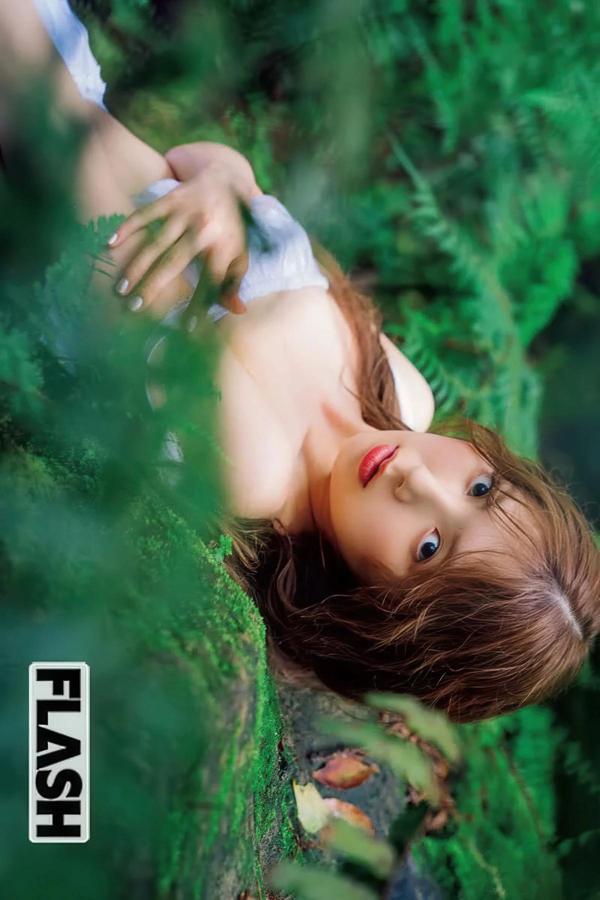 Nao Furuhata 古畑奈和, Maya Sugawara 菅原茉椰, FLASH 2025.09.02 (フラッシュ 2025年9月2日号)(20)