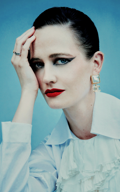 Eva Green  XRJyqVI0_o