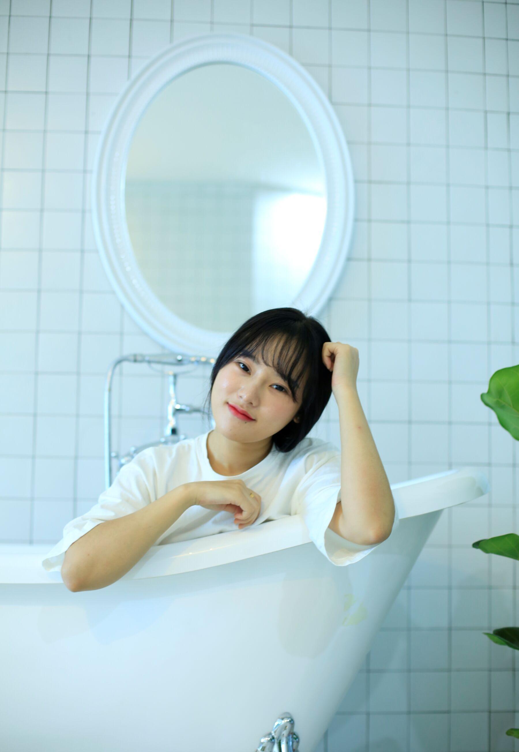 国模套图 素人私房流出(645)