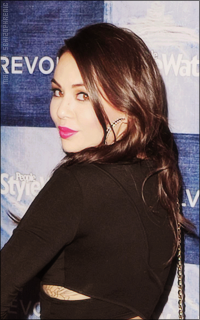 Janel Parrish EH9IePX6_o