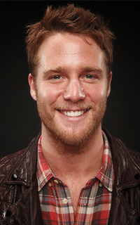 Jake McDorman - Page 2 TOWkmDO8_o