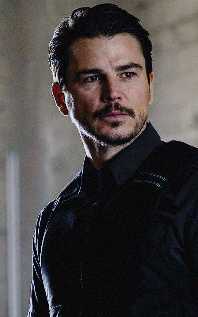  Josh Hartnett XoyQEmWP_o