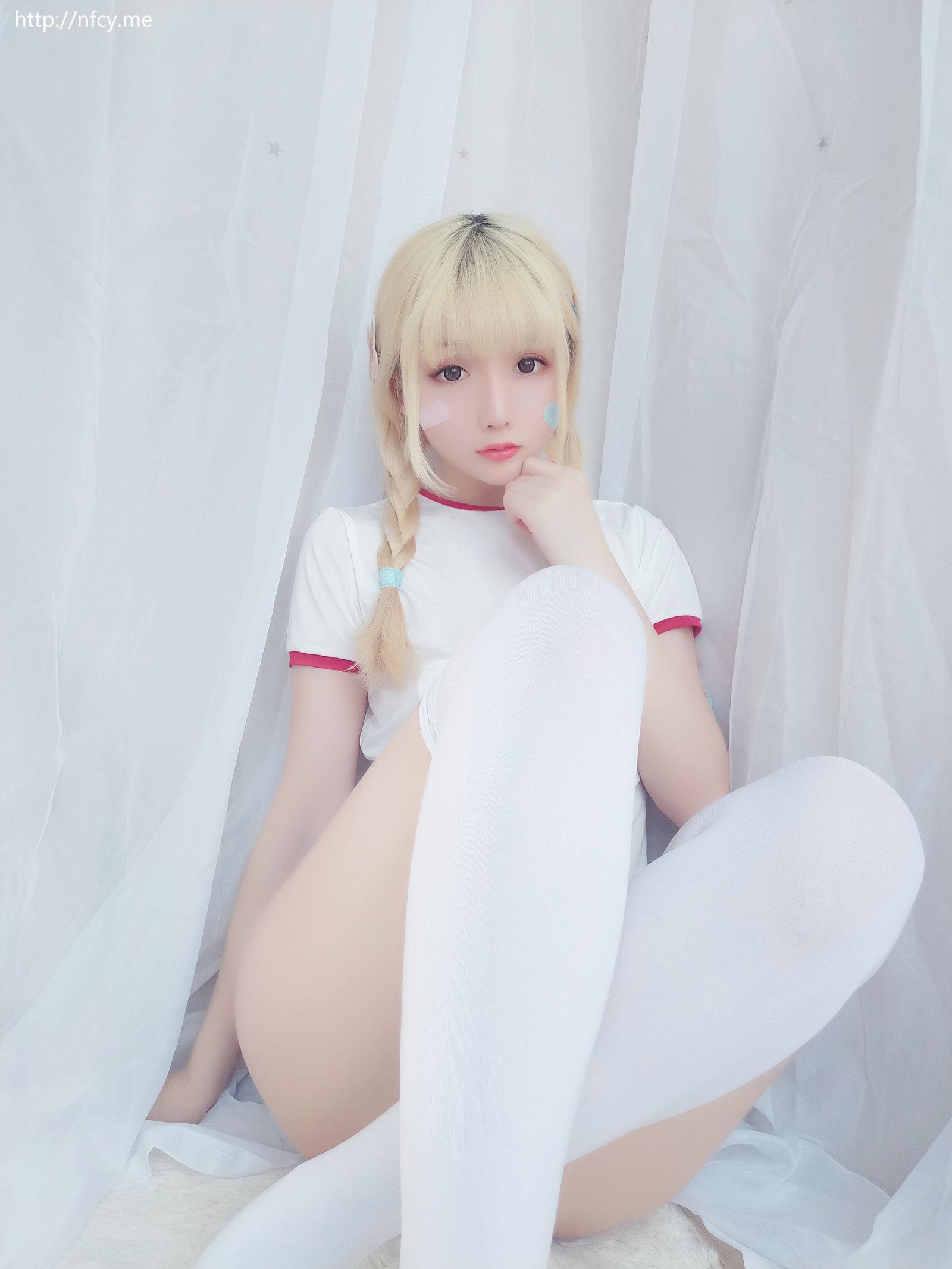 星之迟迟 《弱气学园包》 [福利COSPLAY] 写真集(34)