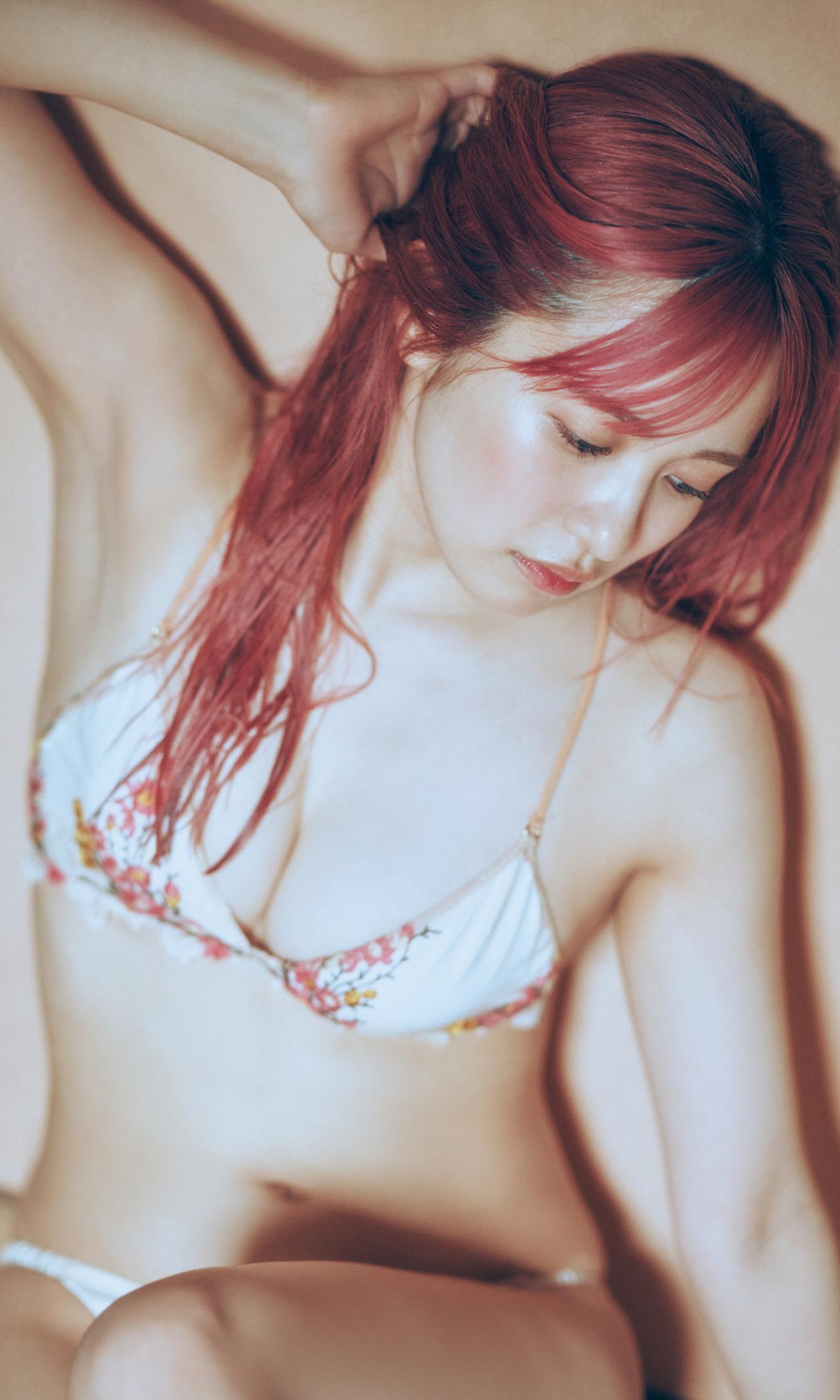 Nagisa Hayakawa 早川渚紗, 週プレ Photo Book 「梅雨なピンクダーク」 Set.02(22)