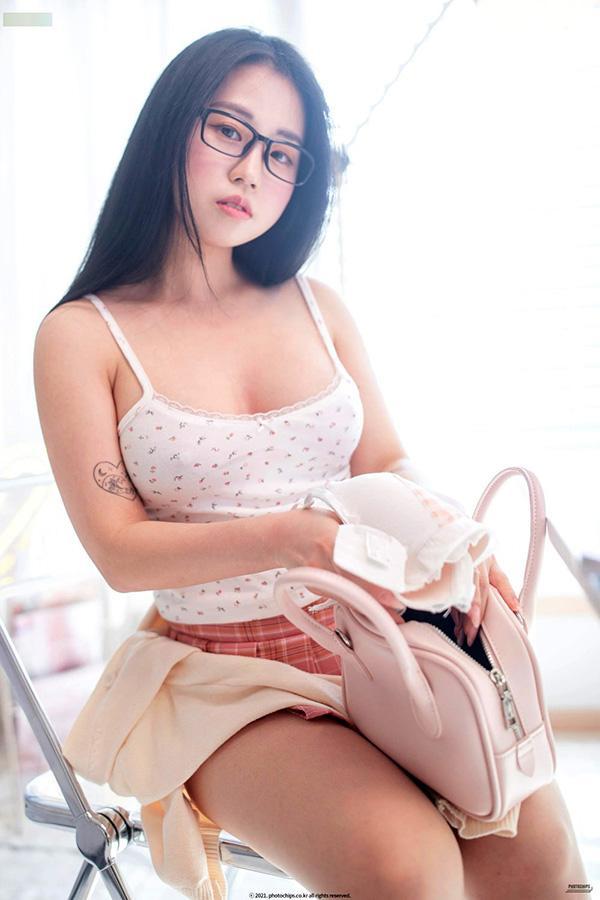 美女家教老师Dami白衣JK辅导诱惑(20)