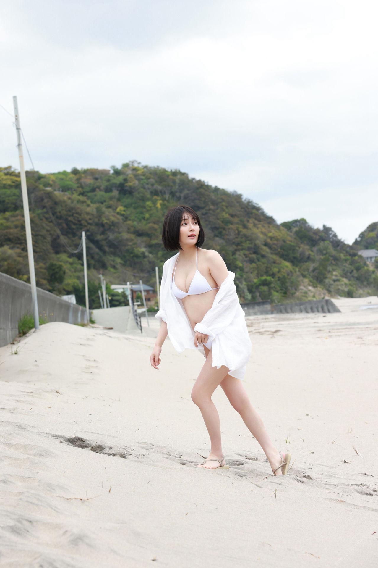 Manami Shindo 新藤まなみ, FRIDAYデジタル写真集 「Quenns オール未公開スペシャル Edition Vol.4」 Set.04(6)